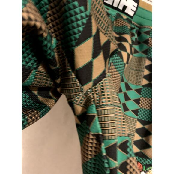 Two Hype NBA LAB Boston Celtics Team Kente Shorts Green Logo Mens Size Small - Picture 6 of 8